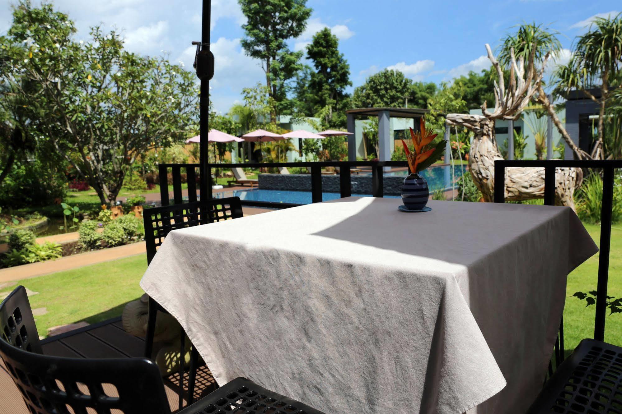 Corner Spa Resort Chiang Mai Luaran gambar